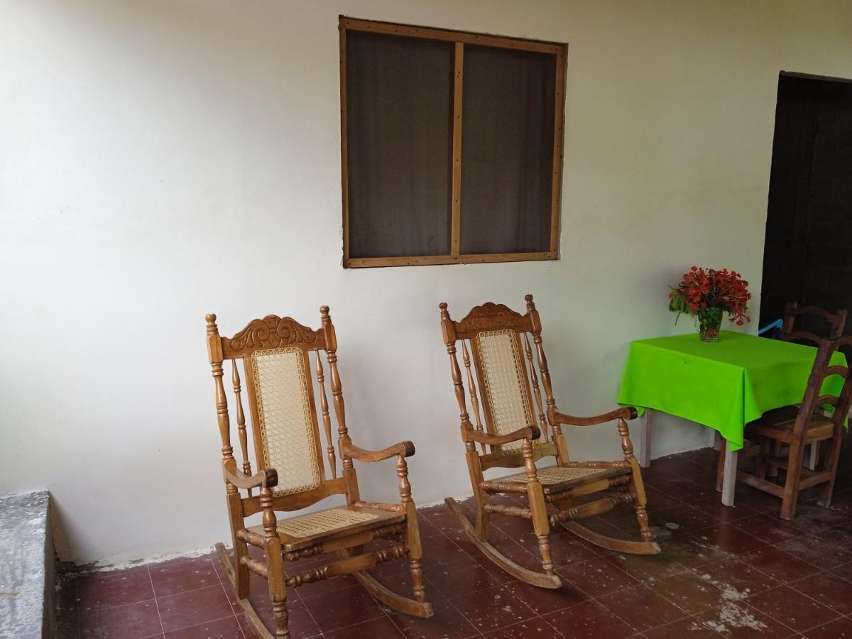 Hostal La Cascada San Ramon Mérida エクステリア 写真